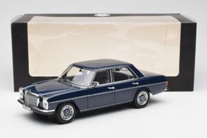 Mercedes 200 W114 Midnight Blu Edizione Dealer Norev 1:18 B66040694 Pressofusione — immagine 8 di 8