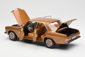 Mercedes 200 W115 Bycane Oro Edizione Dealer Norev 1:18 B66040665 Pressofusione — immagine 5 di 8