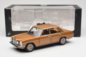 Mercedes 200 W115 Bycane Oro Edizione Dealer Norev 1:18 B66040665 Pressofusione — immagine 8 di 8