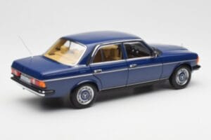 Mercedes 200 W123 Surf Blu Norev 1:18 183710 Pressofusione — immagine 3 di 8