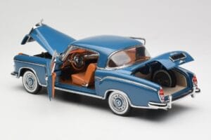 Mercedes 220 SE W128 Blu Sun Star 1:18 3561 Pressofusione — immagine 5 di 8
