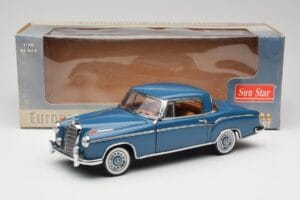 Mercedes 220 SE W128 Blu Sun Star 1:18 3561 Pressofusione — immagine 8 di 8