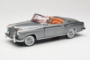 Mercedes 220 SE W128 Cabriolet Grey Metallic Sun Star 1:18 3352-M1 Pressofusione