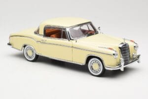 Mercedes 220 SE W128 Coupe Beige Sun Star 1:18 3562 Pressofusione — immagine 6 di 8