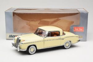 Mercedes 220 SE W128 Coupe Beige Sun Star 1:18 3562 Pressofusione — immagine 8 di 8