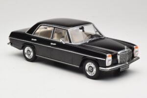 Mercedes 220D W115 Nero MCG 1:18 MCG18117 Pressofusione — immagine 4 di 6