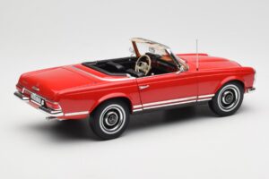 Mercedes 230 SL W113 Pagoda Rosso Norev 1:18 B660640596 Pressofusione — immagine 3 di 8