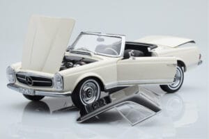 Mercedes 230 SL W113 Pagoda Bianco Edizione Limitata Norev 1:18 183768 Pressofusione — immagine 2 di 9
