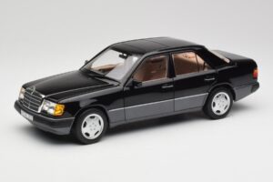 Mercedes 230E W124 AMG Wheels Nero Edizione Limitata Norev 1:18 183950 Pressofusione