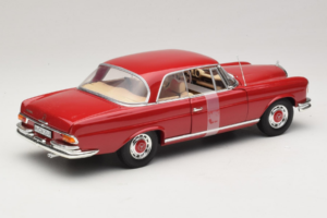 Mercedes 280 SE Coupe Rosso Norev 1:18 183527 Pressofusione — immagine 2 di 6