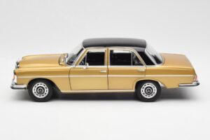 Mercedes 280 SE W108 Beige Edizione Dealer Norev 1:18 B66040680 Pressofusione — immagine 4 di 8