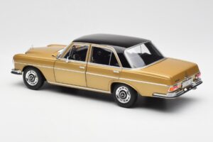 Mercedes 280 SE W108 Beige Edizione Dealer Norev 1:18 B66040680 Pressofusione — immagine 7 di 8