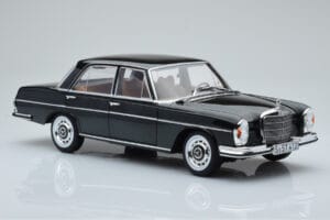 Mercedes 280 SE W108 Verde Norev 1:18 183935 Pressofusione — immagine 6 di 8
