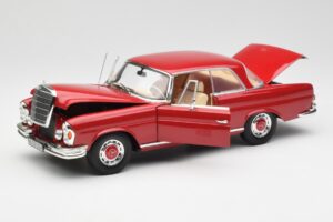 Mercedes 280 SE W108 Rosso Norev 1:18 193527 Pressofusione — immagine 2 di 8