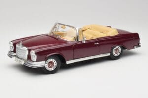 Mercedes 280SE W108 Bordeaux Rosso Maisto 1:18 31811 Pressofusione