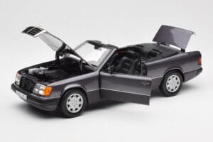 Mercedes 300 CE-24 W124 Cabriolet Viola Metallic Norev 1:18 183567 Pressofusione — immagine 2 di 10
