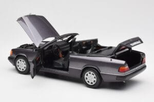Mercedes 300 CE-24 W124 Cabriolet Viola Metallic Norev 1:18 183567 Pressofusione — immagine 7 di 10