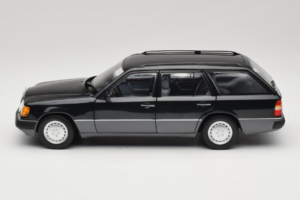 Mercedes 300 D W124 Station Wagon Nero Norev 1:18 183960 Pressofusione — immagine 4 di 8