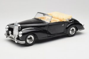 Mercedes 300 S W188 Cabriolet Nero Tchibo 1:18 36782 Pressofusione