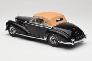 Mercedes 300 SC W188 Cabriolet Softtop Nero KK-Scale 1:18 KKDC180943 Pressofusione — immagine 5 di 6