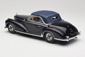 Mercedes 300 SC W188 Cabriolet Softtop Blu Scuro KK-Scale 1:18 KKDC180944 Pressofusione — immagine 5 di 6