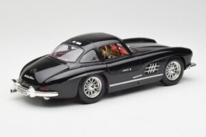 Mercedes 300 SL W198 Nero Bburago 1:18 35791 Pressofusione — immagine 3 di 8