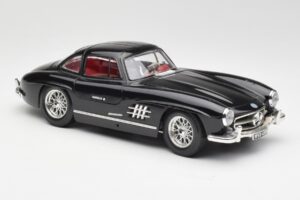 Mercedes 300 SL W198 Nero Bburago 1:18 35791 Pressofusione — immagine 6 di 8