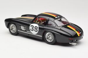 Mercedes 300 SL #38 1954 Bburago 1:18 3015-M1 Pressofusione — immagine 7 di 8