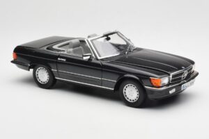 Mercedes 300 SL R107 Nero Pearl Edizione Dealer Norev 1:18 B66040678 Pressofusione — immagine 8 di 10