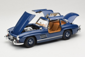 Mercedes 300 SL W198 Blu Norev 1:18 183852 Pressofusione — immagine 2 di 8