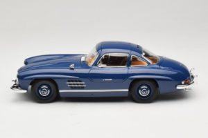 Mercedes 300 SL W198 Blu Norev 1:18 183852 Pressofusione — immagine 4 di 8