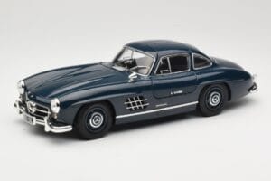 Mercedes 300 SL W198 Gullwing Blu Scuro Minichamps 1:18 110037216 Pressofusione