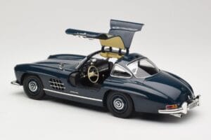 Mercedes 300 SL W198 Gullwing Blu Scuro Minichamps 1:18 110037216 Pressofusione — immagine 5 di 8