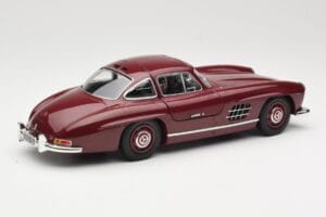 Mercedes 300 SL W198 Gullwing Rosso Scuro Minichamps 1:18 110037218 Pressofusione — immagine 3 di 8