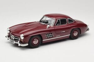 Mercedes 300 SL W198 Gullwing Rosso Scuro Minichamps 1:18 110037218 Pressofusione