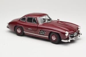 Mercedes 300 SL W198 Gullwing Rosso Scuro Minichamps 1:18 110037218 Pressofusione — immagine 6 di 8