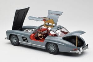 Mercedes 300 SL W198 Graphite Grigio Minichamps 1:18 180039005 Pressofusione — immagine 5 di 8