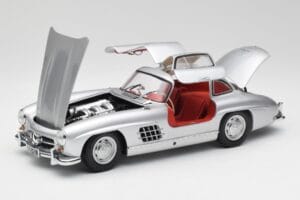 Mercedes 300 SL W198 Gullwing Argento Minichamps 1:18 180039000 Pressofusione — immagine 2 di 8