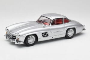 Mercedes 300 SL W198 Gullwing Argento Minichamps 1:18 180039000 Pressofusione