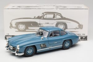 Mercedes 300 SL W198 Azzurro Minichamps 1:18 180039007 Pressofusione — immagine 8 di 8