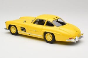 Mercedes 300 SL W198 Giallo Chiaro Minichamps 1:18 180039009 Pressofusione — immagine 7 di 8