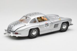 Mercedes 300 SL W198 #295 1954 Bburago 1:18 32813 Pressofusione — immagine 3 di 8