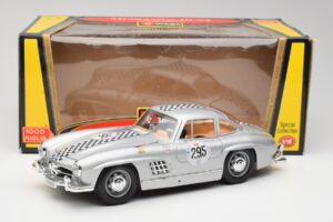Mercedes 300 SL W198 #295 1954 Bburago 1:18 32813 Pressofusione — immagine 8 di 8