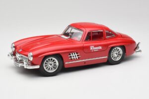 Mercedes 300 SL W198 Red Metallic Bburago 1:18 3013-M1 Pressofusione