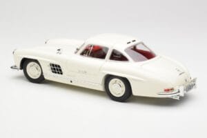 Mercedes 300 SL W198 Bianco Minichamps 1:18 180039006 Pressofusione — immagine 7 di 8