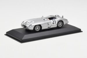 Mercedes 300 SLR #21 K. Kling / A. Simon 24 Hours of Le Mans 1955 Minichamps 1:43 432553021 Pressofusione — immagine 2 di 4