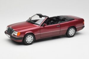 Mercedes 300CE-24 A124 Cabriolet Almandine Rosso Metallizzato Norev 1:18 B66040616 Pressofusione
