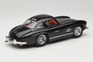 Mercedes 300SL Nero Bburago 1:18 3015-M3 Pressofusione — immagine 3 di 8