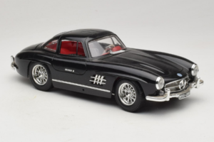 Mercedes 300SL Nero Bburago 1:18 3015-M3 Pressofusione — immagine 6 di 8