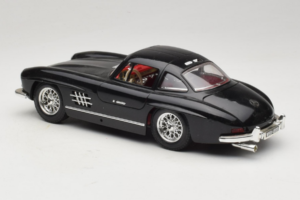 Mercedes 300SL Nero Bburago 1:18 3015-M3 Pressofusione — immagine 7 di 8